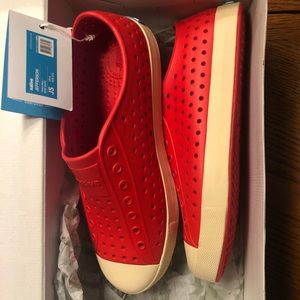 New Native Kids Shoes Size Youth 5